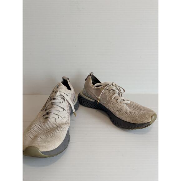 Nike Shoes - Nike Epic React Flyknit Women's Size 8 Running Shoes